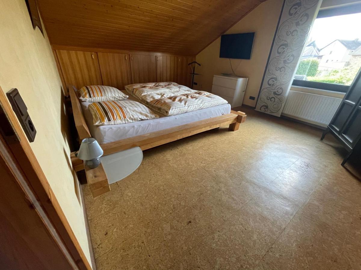 Ferienwohnung Zum Nuerburgring Munk Екстериор снимка
